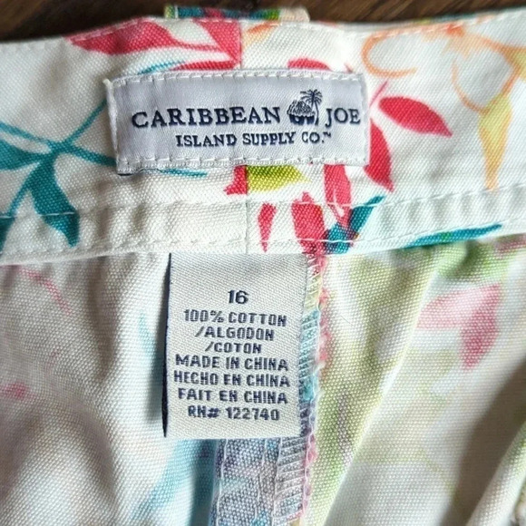 ⭐HOST PICK⭐Floral Shorts - Picture 5 of 5